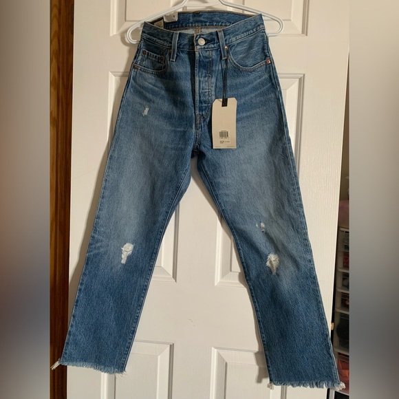 Levi's 501 Original High Rise Jeans (28) - Picture 2 of 3
